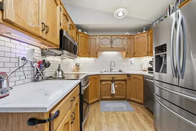 2914 S Bay Drive S, Fargo,  58103 - Photo 12