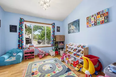 2914 S Bay Drive S, Fargo,  58103 - Photo 8