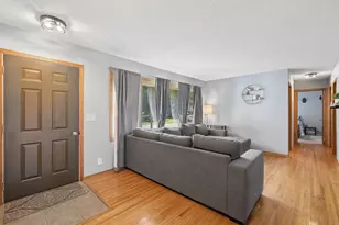 7813 53rd Ave N, New Hope, MN 55428 - Photo 2