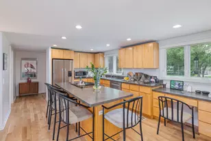 2191 Edgcumbe Rd, Saint Paul, MN 55116 - Photo 20