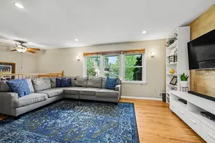4922 Washington St NE, Columbia Heights, MN 55421 - Photo 10