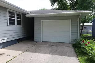 626 Oak St, Breckenridge, MN 56520 - Photo 28
