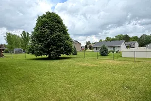 38313 Harder Ave, North Branch, MN 55056 - Photo 18