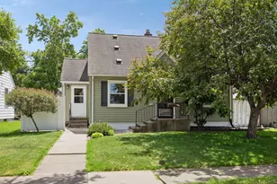 1806 Montana Ave E, Saint Paul, MN 55119 - Photo 6