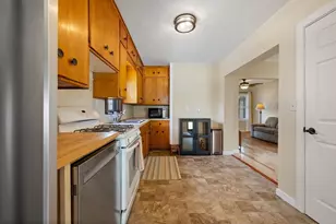 206 14th Ave S, South Saint Paul, MN 55075 - Photo 6
