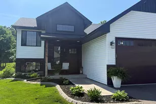 6679 378th St, North Branch, MN 55056 - Photo 2
