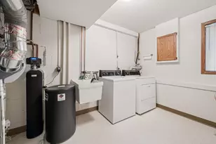 336 W 5th St, Waconia, MN 55387 - Photo 24