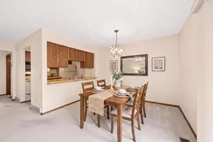 336 W 5th St, Waconia, MN 55387 - Photo 6