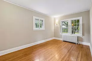 387 Cretin Ave S, Saint Paul, MN 55105 - Photo 22