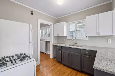 387 Cretin Avenue S, Saint Paul, MN 55105 - Photo 16