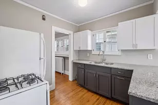 387 Cretin Ave S, Saint Paul, MN 55105 - Photo 16