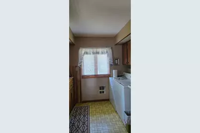 511 S McCornell Avenue, Parkers Prairie, MN 56361 - Photo 24
