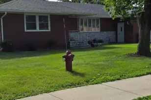 511 S Mccornell Ave, Parkers Prairie, MN 56361 - Photo 2