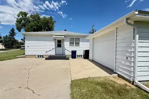 1212 N Marien St, Fergus Falls, MN 56537 - Photo 34