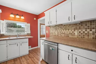 418 20th Avenue N, Fargo, ND 58102 - Photo 8
