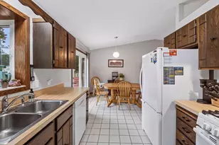 2407 Spruce Pl, White Bear Lake, MN 55110 - Photo 10