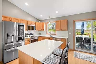 406 Greenway Drive, Delano, MN 55328 - Photo 4
