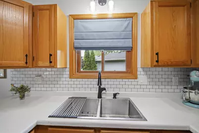 1950 Greenwood Drive, Owatonna, MN 55060 - Photo 12