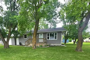 252 E Nelson Ave, Newfolden, MN 56738 - Photo 20