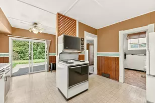 305 Mill St N, Brownsdale, MN 55918 - Photo 14