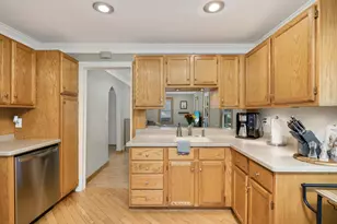 7505 North St, Saint Louis Park, MN 55426 - Photo 6