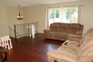 1693 Covington Ln, Eagan, MN 55122 - Photo 2
