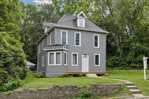 534 Annapolis St, South Saint Paul, MN 55075 - Photo 2