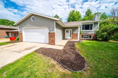 2423 59th St NW, Rochester, MN 55901 - Photo 4