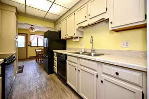 1328B McNally Dr, Winona, MN 55987 - Photo 2