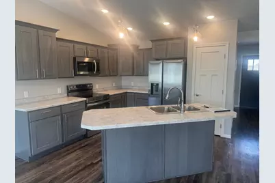 1615 30th Street NW #1, Bemidji, MN 56601 - Photo 8