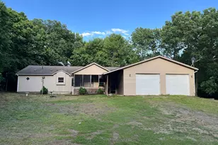61256 440th St, Fairfax, MN 55332 - Photo 1