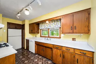 1789 Kennard St, Maplewood, MN 55109 - Photo 4