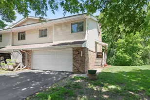 6121 Creek View Trail, Minnetonka, MN 55345 - Photo 2