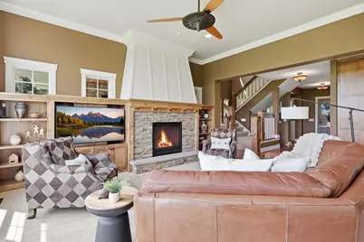 19475 Oak Grove Avenue, Prior Lake, MN 55372 - Photo 4