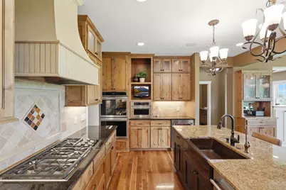 19475 Oak Grove Avenue, Prior Lake, MN 55372 - Photo 6