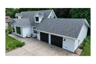 817 17th St, Windom, MN 56101 - Photo 6
