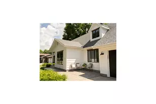 817 17th St, Windom, MN 56101 - Photo 4