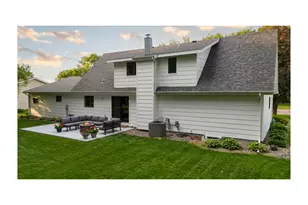 817 17th St, Windom, MN 56101 - Photo 8