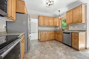 1361 S Shore Dr, Detroit Lakes, MN 56501 - Photo 8