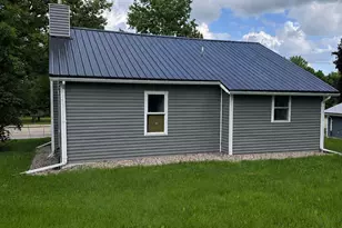 330 Main St S, Browerville, MN 56438 - Photo 4