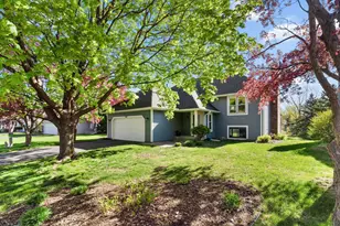 1207 Silverwood Rd, Woodbury, MN 55125 - Photo 30