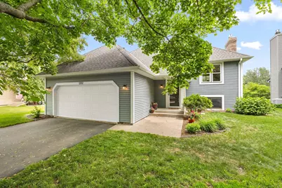 1207 Silverwood Road, Woodbury, MN 55125 - Photo 1