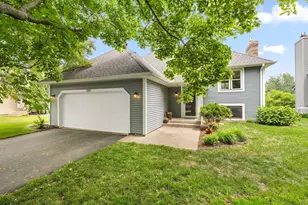 1207 Silverwood Rd, Woodbury, MN 55125 - Photo 1