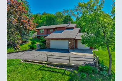 322 N Cudd Avenue, River Falls, WI 54022 - Photo 6