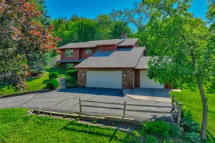 322 N Cudd Ave, River Falls, WI 54022 - Photo 6