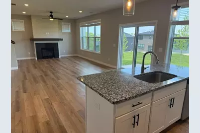 5438 Welter Way, Chaska, MN 55318 - Photo 4