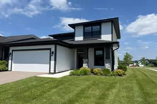 5438 Welter Wy, Chaska, MN 55318 - Photo 1