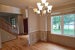 10455 Glen Eagle Cir, Woodbury, MN 55129 - Photo 8