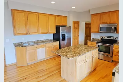 10455 Glen Eagle Circle, Woodbury, MN 55129 - Photo 22