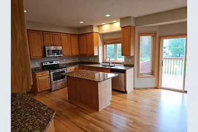 10455 Glen Eagle Circle, Woodbury, MN 55129 - Photo 12